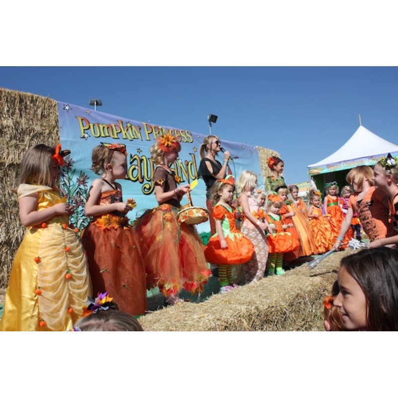 Pumpkin Pageant_Contest_little girls.jpg