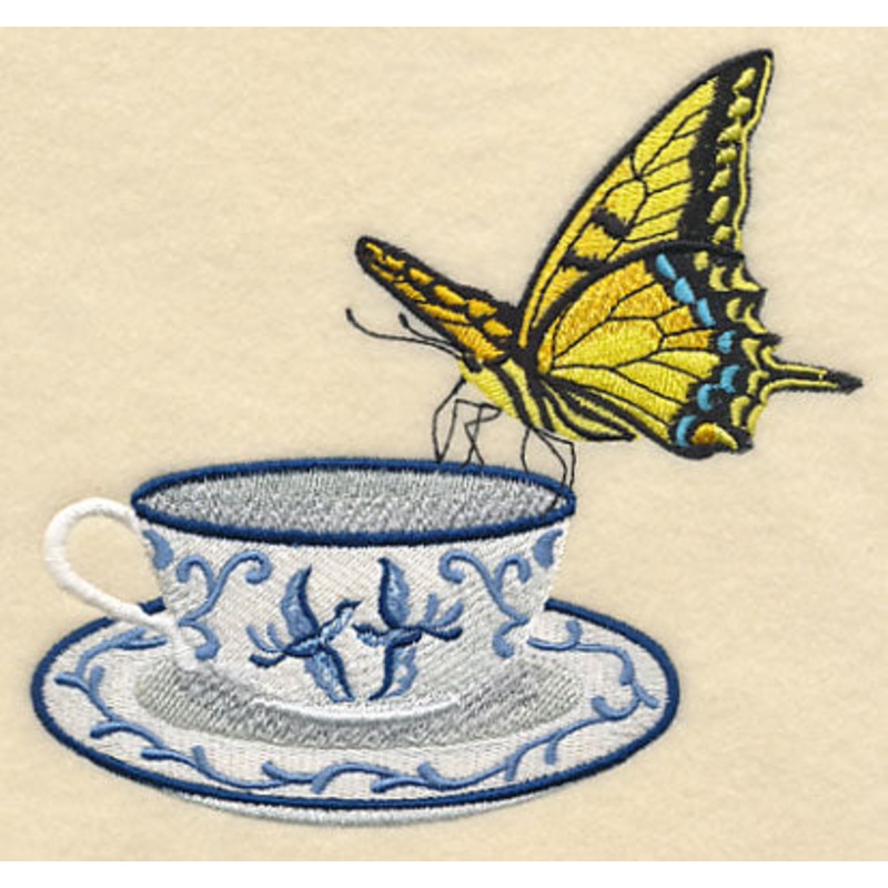 Blue Willow Tea – Cup and Butterfly 2