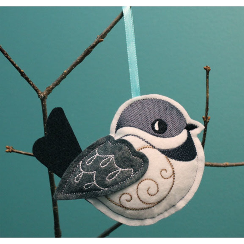 Chickadee Stuffie (In-the-Hoop)
