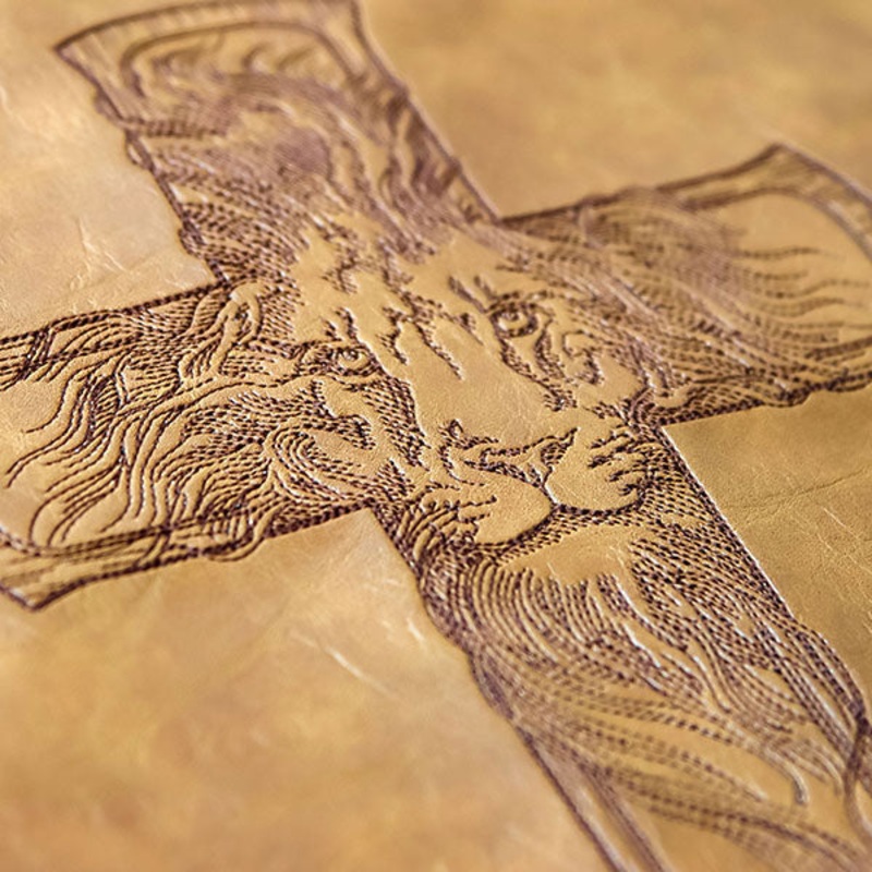 Etched Lion Cross|8.88″ x 6.88″ / 225.43mm x 174.75mm|7.6″ x 5.89″ / 193.02mm x 149.63mm|6.26″ x 4.85″ / 158.92mm x 123.19mm|All Sizes
