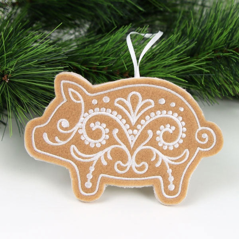 Farm Gingerbread Cookie Ornament – Pig (In-the-Hoop)