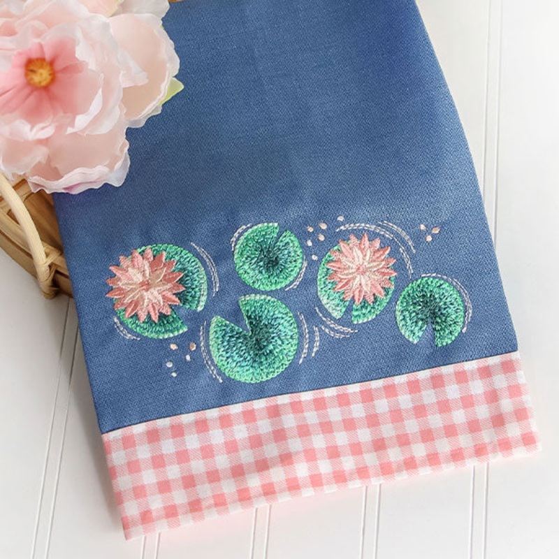 Sweet Water Lily Border|5.18″ x 11.75″ / 131.57mm x 298.57mm|4.14″ x 9.41″ / 105.25mm x 238.89mm|3.44″ x 7.81″ / 87.32mm x 198.26mm|3.02″ x 6.86″ / 76.7mm x 174.12mm|All Sizes