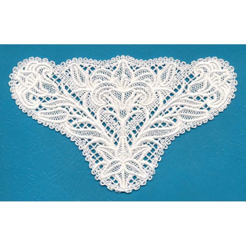 Lilies Inset with Overlay (Battenburg Lace)
