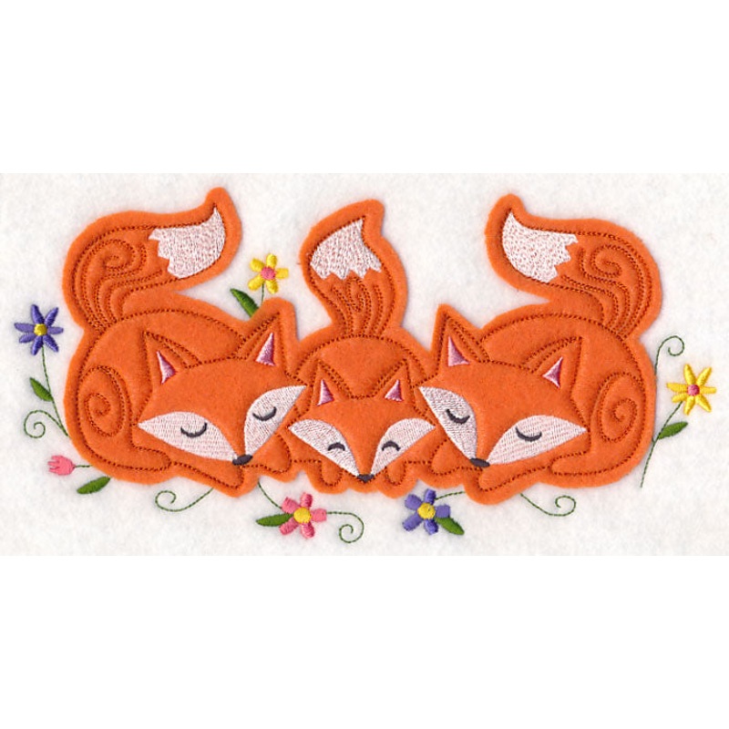 Cuddling Fox Family (Crafty Cut Applique)