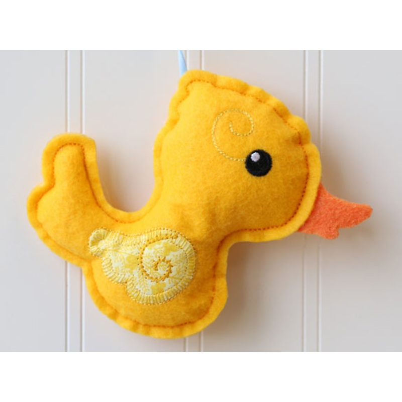 Duck Stuffie (In-the-Hoop)|4.85″ x 5.27″ / 123.14mm x 133.9mm|3.56″ x 3.87″ / 90.47mm x 98.36mm|All Sizes