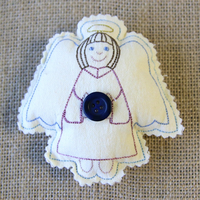 Christmas Stuffie – Angel (In-the-Hoop)