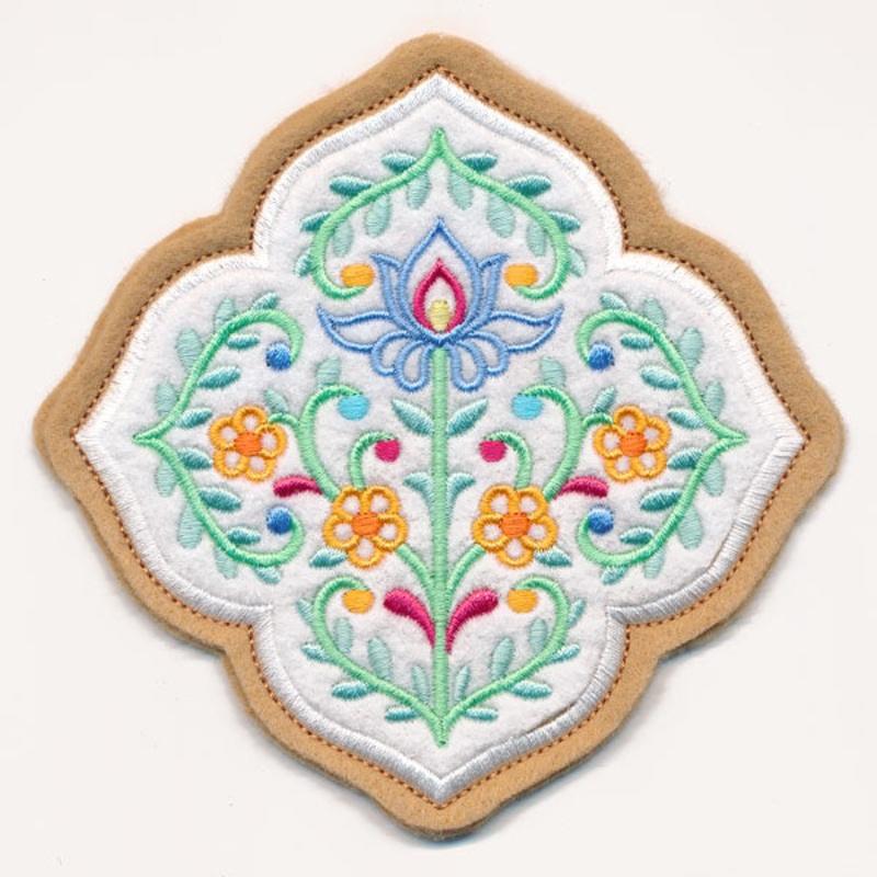 Sugar Cookie – Blossom (In-the-Hoop)