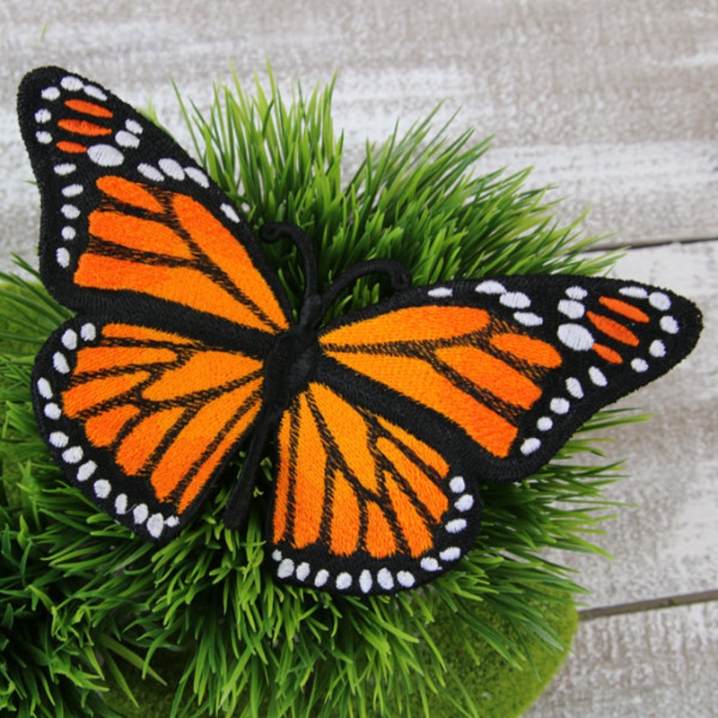 Free-Flying Monarch (In-the-Hoop)