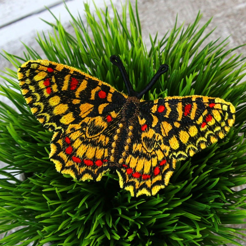 Free-Flying Spanish Festoon (In-the-Hoop)