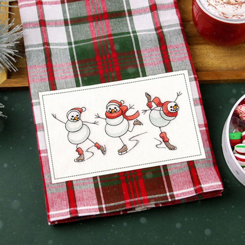 Christmas Magic Snowmen Skating