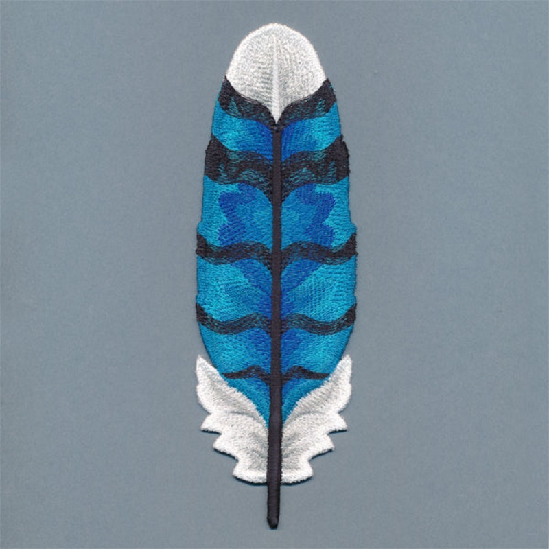 Exquisite Blue Jay Feather (In-the-Hoop)