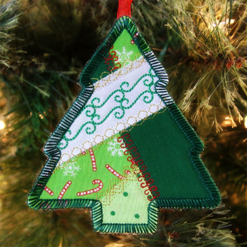 Crazy Patchwork Christmas Tree Ornament (In-the-Hoop)