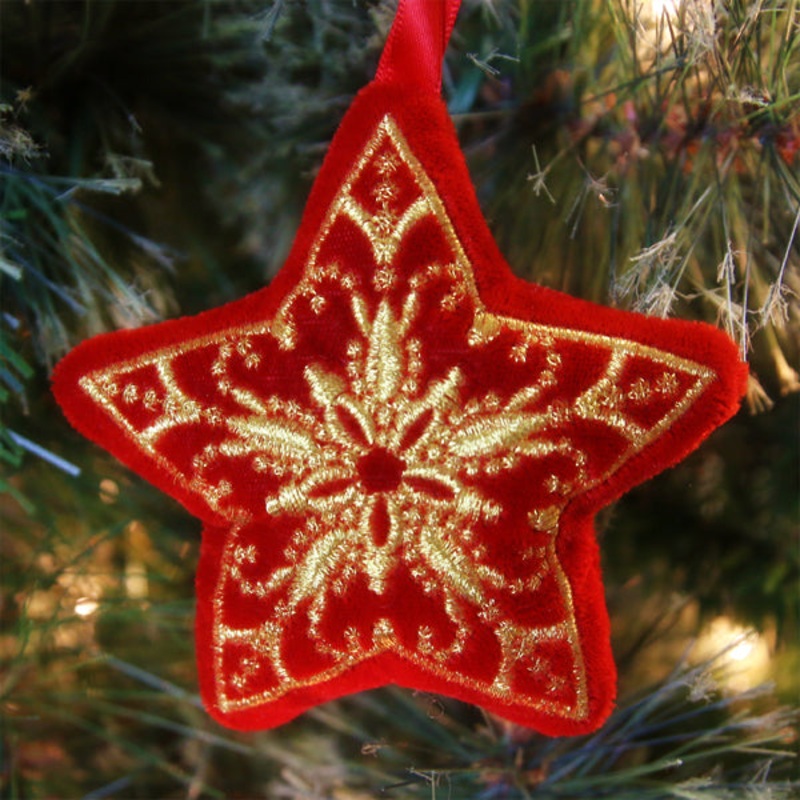Fancy Christmas Ornament – Star (In-the-Hoop)
