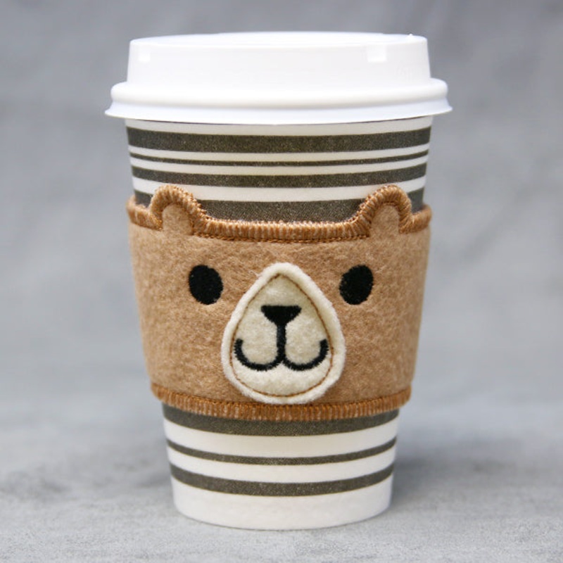 Coffee Cup Cozy – Bear (In-the-Hoop)