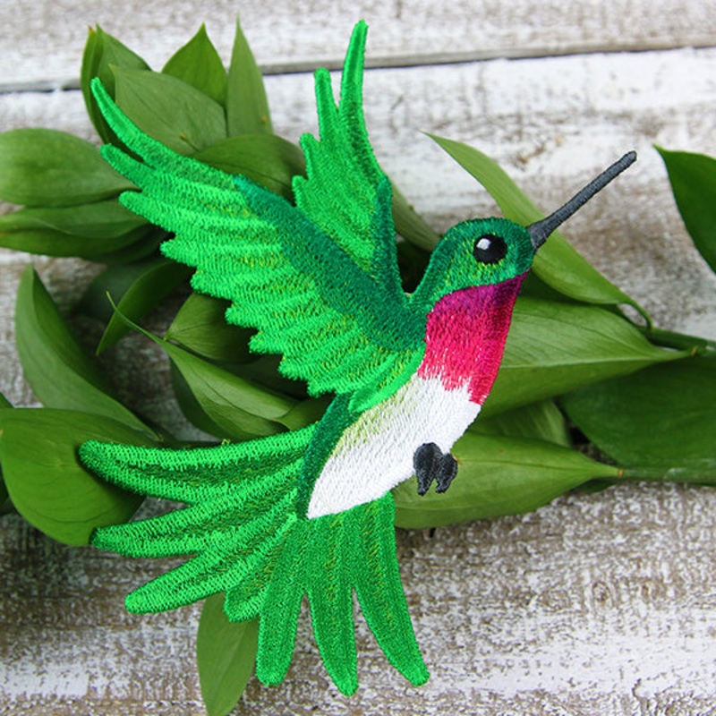 Free-Flying Hummingbird (In-the-Hoop)