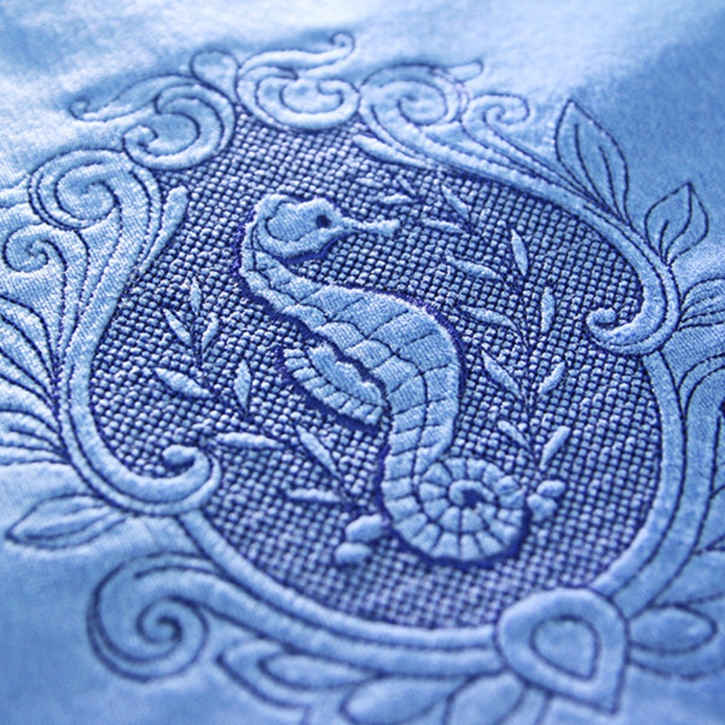 Coastal Seahorse Cameo|7.39″ x 6.85″ / 187.82mm x 173.99mm|6.32″ x 5.85″ / 160.4mm x 148.59mm|5.24″ x 4.85″ / 132.98mm x 123.19mm|3.85″ x 3.57″ / 97.78mm x 90.59mm|All Sizes