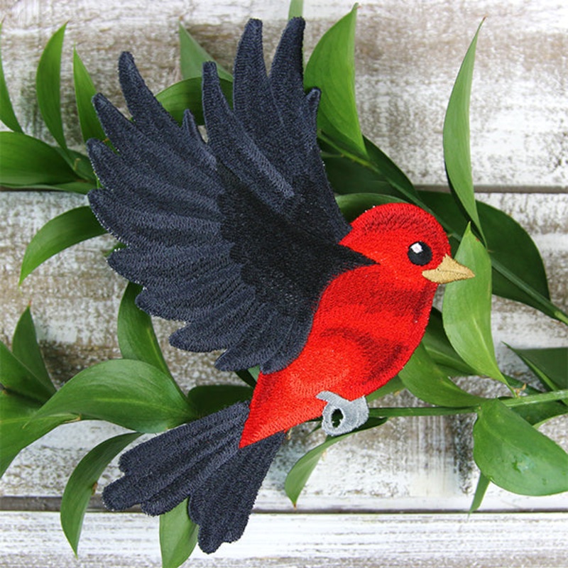 Free-Flying Scarlet Tanager (In-the-Hoop)