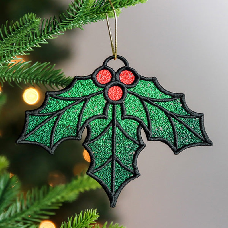 Christmas Charms Ornament – Holly & Berries (Lace)