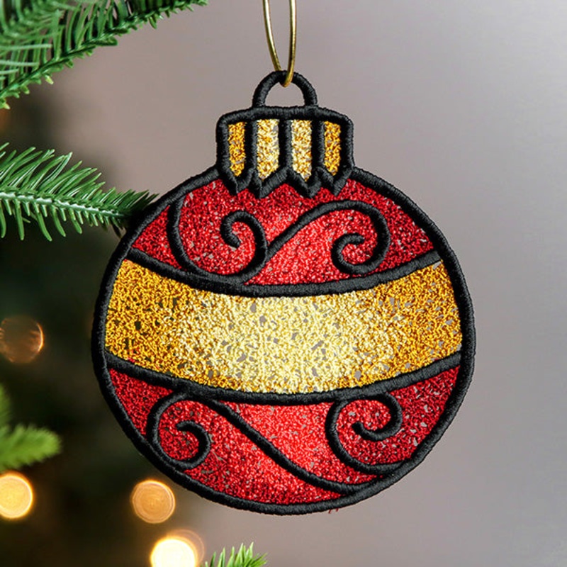 Christmas Charms Ornament – Ornament (Lace)