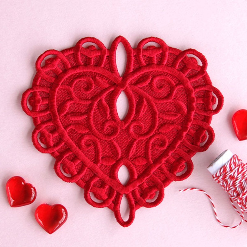 Delicate Filigree Heart (Lace)