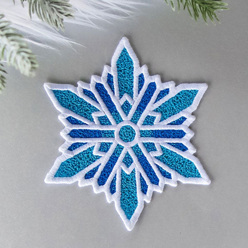 Frosted & Fancy Snowflakes – 1 (Lace)