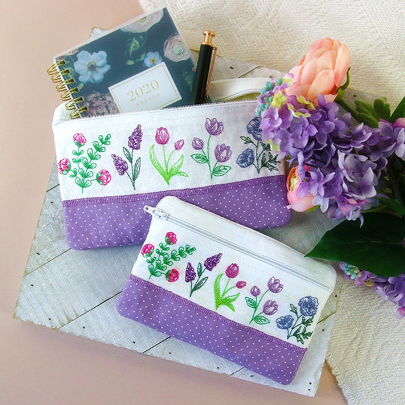 Dainty Wildflower Lined Zipper Pouch (In-the-Hoop)