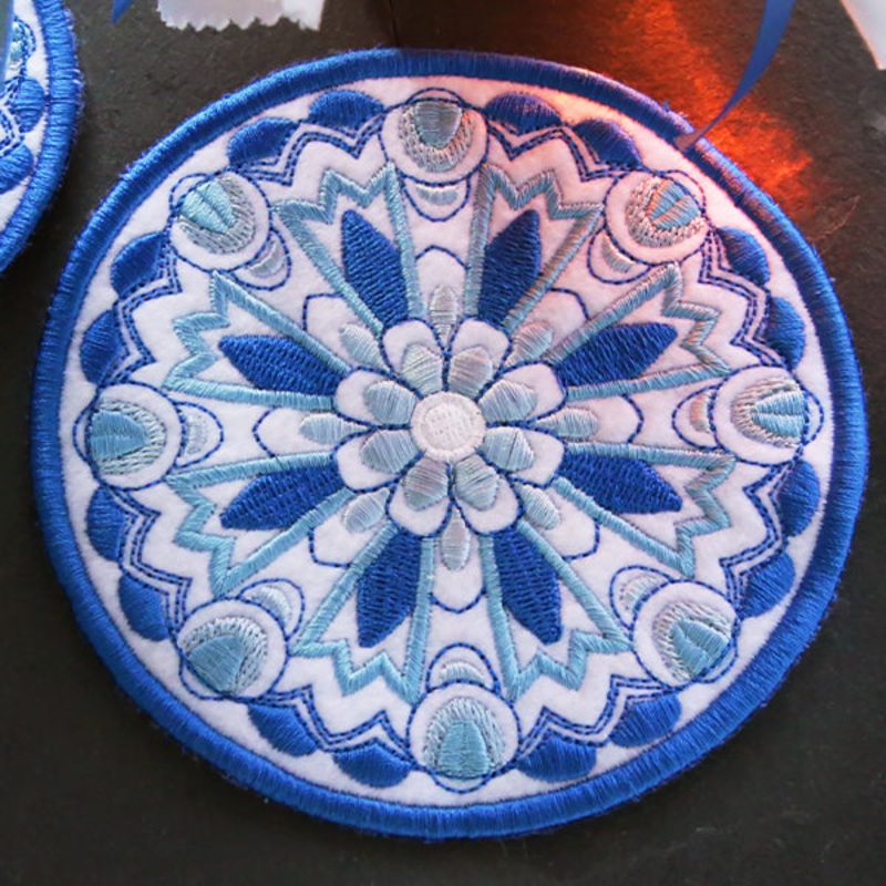 Delft Blue Mandala Coaster (In-the-Hoop)