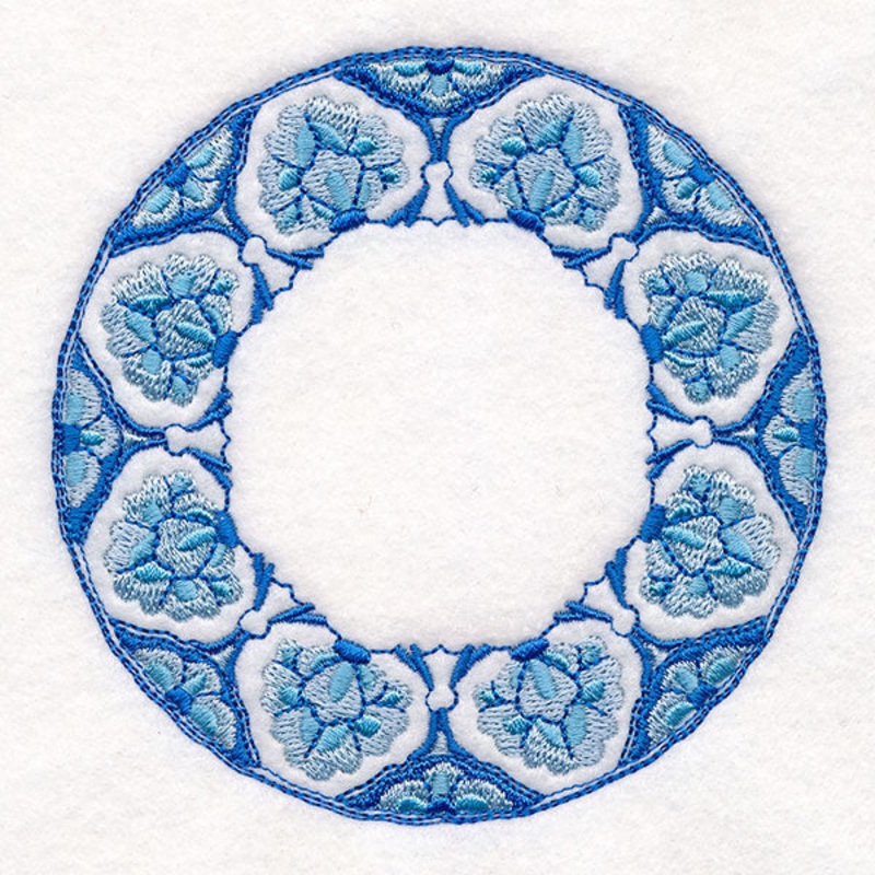 Delft Blue Mandala Wreath|4.36″ x 4.36″ / 110.87mm x 110.87mm|3.48″ x 3.48″ / 88.36mm x 88.39mm|All Sizes
