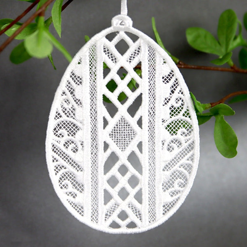 Easter Treasures – Egg 1 (Lace)