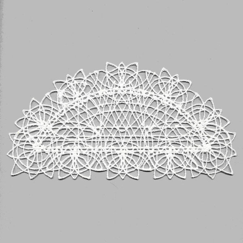 Fancy Lace Decor – Half Circle (Battenburg Lace)