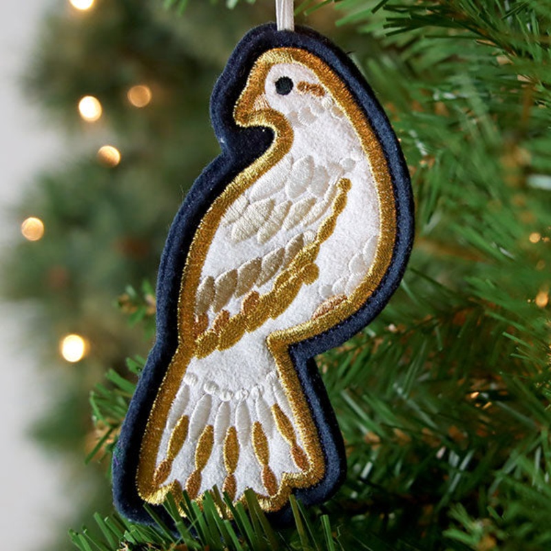 Festive Woodland Ornaments – Dove