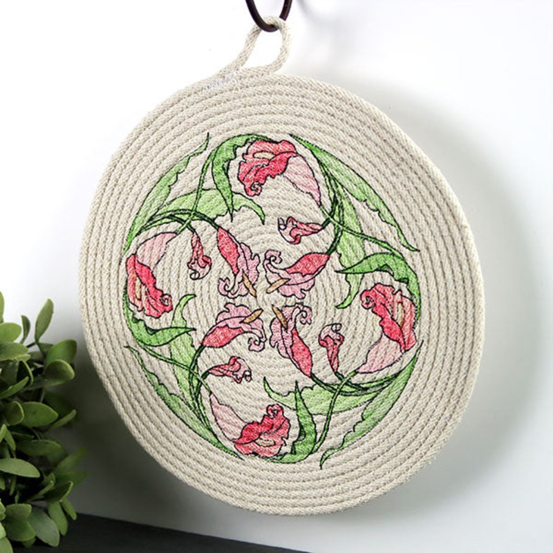 Art Nouveau Calla Lily Circle|7.8″ x 7.75″ / 198.12mm x 196.73mm|6.9″ x 6.85″ / 175.22mm x 173.99mm|5.89″ x 5.85″ / 149.64mm x 148.59mm|4.88″ x 4.85″ / 124.06mm x 123.19mm|All Sizes