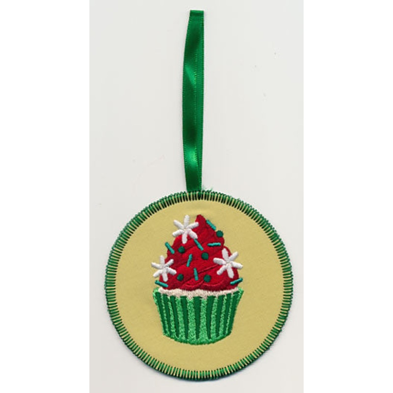 Christmas Sprinkles Cupcake Ornament (In-the-Hoop)