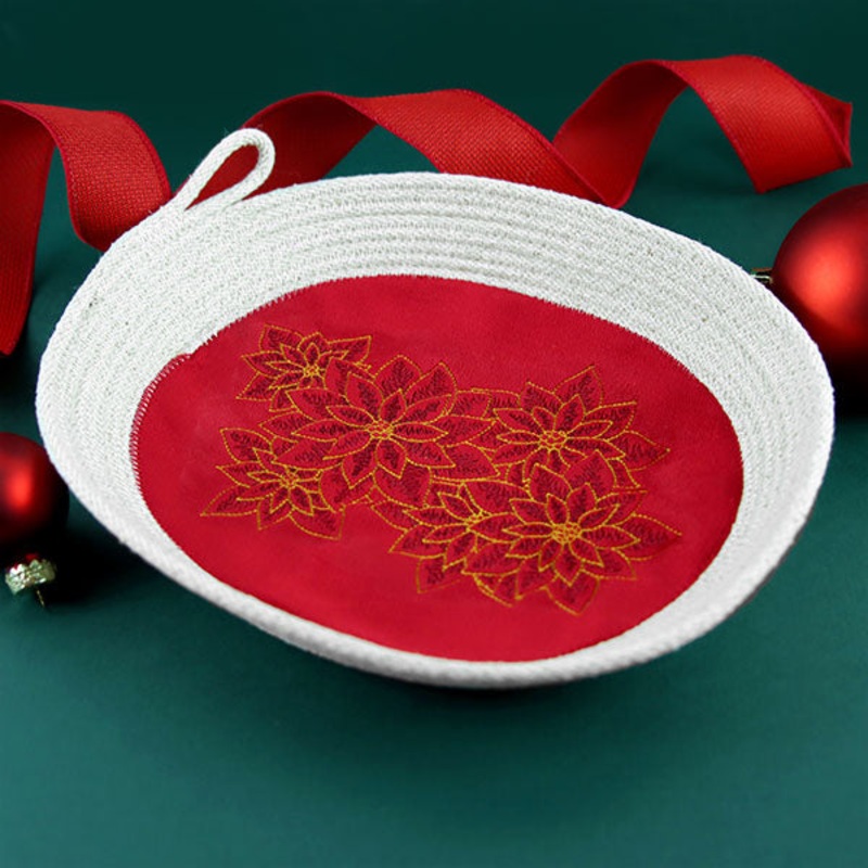 Dancing Christmas Poinsettias|9.96″ x 6.85″ / 253mm x 173.99mm|8.51″ x 5.85″ / 216.07mm x 148.59mm|7.71″ x 5.3″ / 195.76mm x 134.62mm|6.85″ x 4.71″ / 173.99mm x 119.65mm|All Sizes
