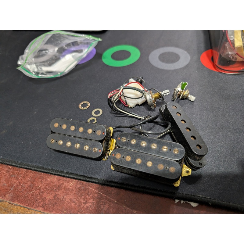 Yamaha – HSH pickup loom
