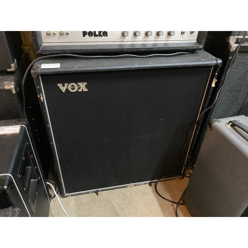 VOX – V412BK