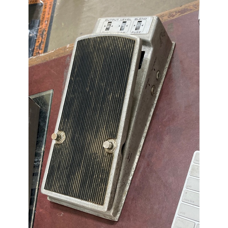 Fender – FUZZ-WAH