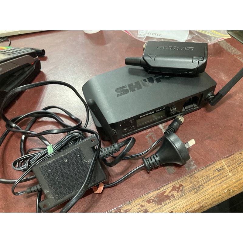 Shure – GLXD4 and GLXD1