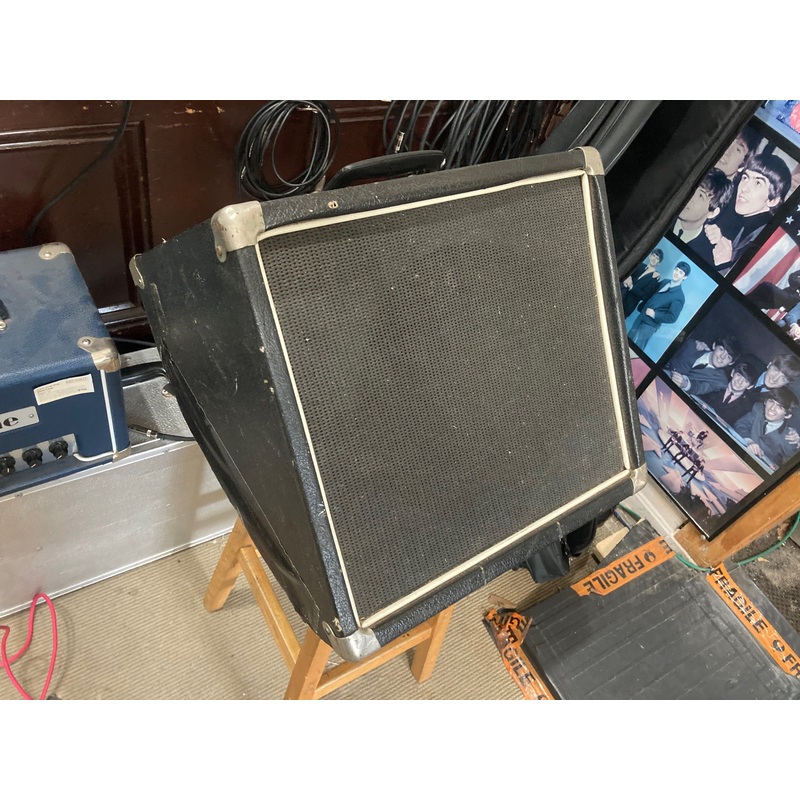 Unknown – Slanted passive speaker cabinet