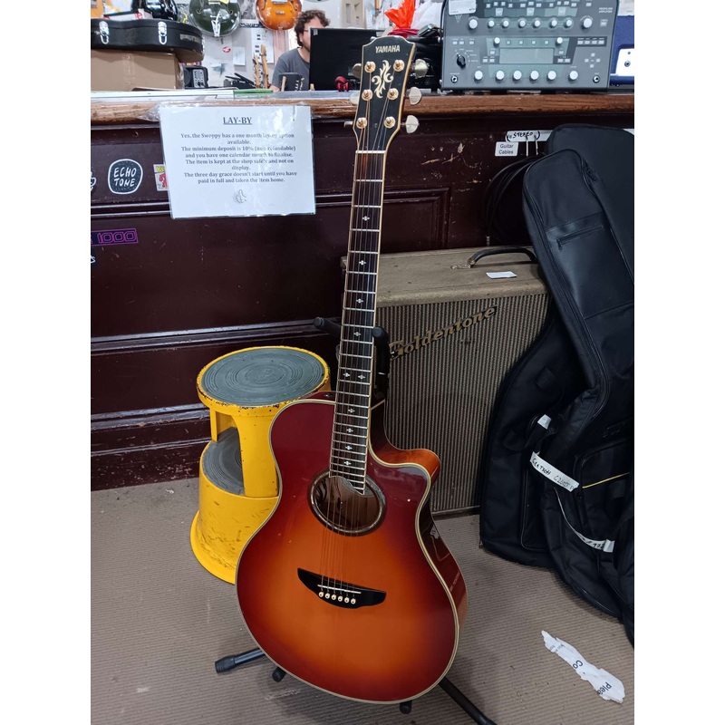 Yamaha  – APX-10