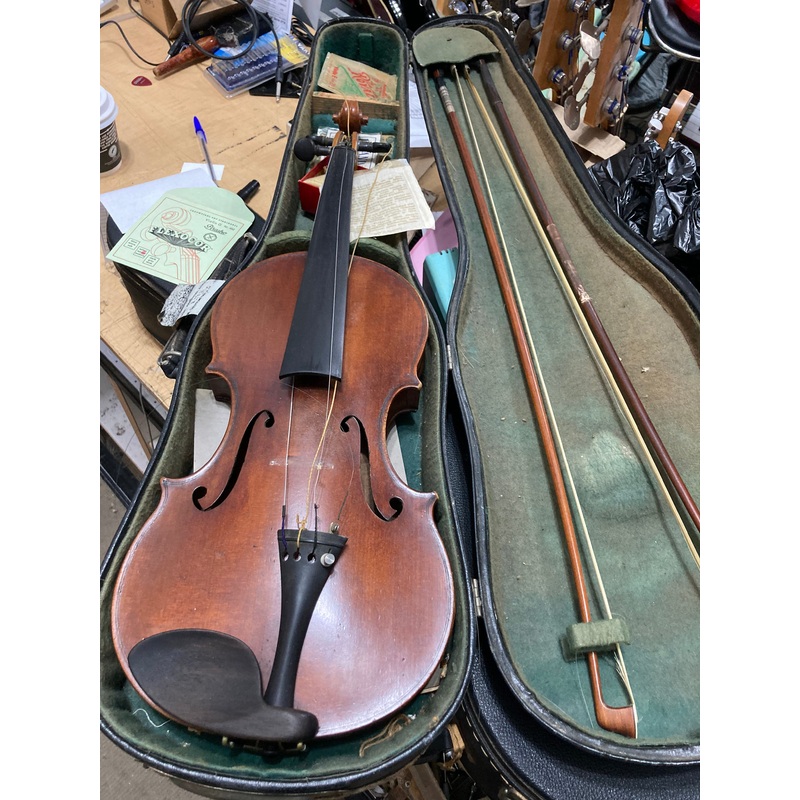 Unbranded – 4/4 Violin