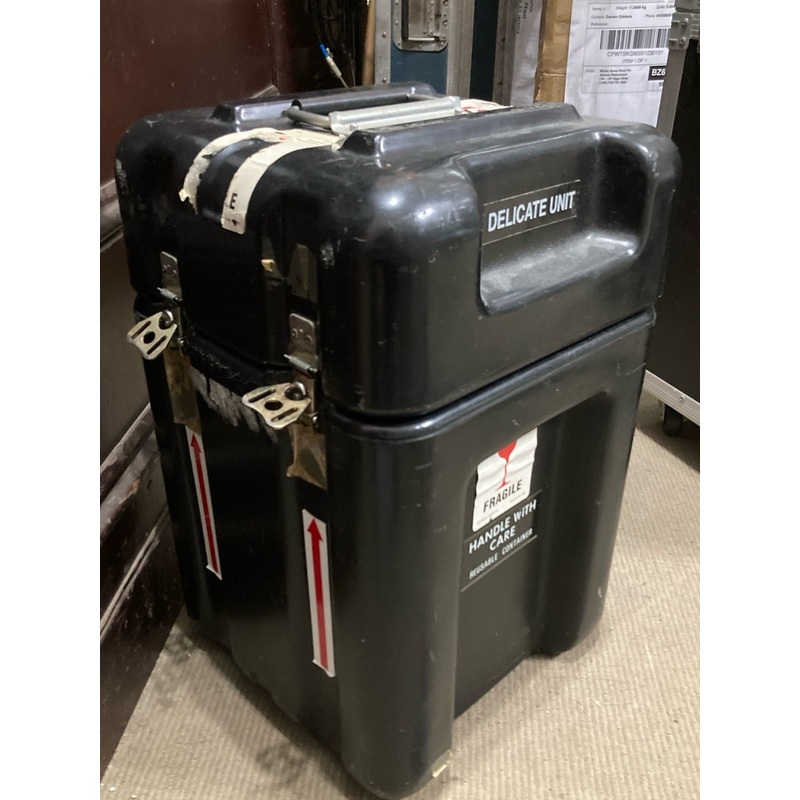 Unbranded – Case