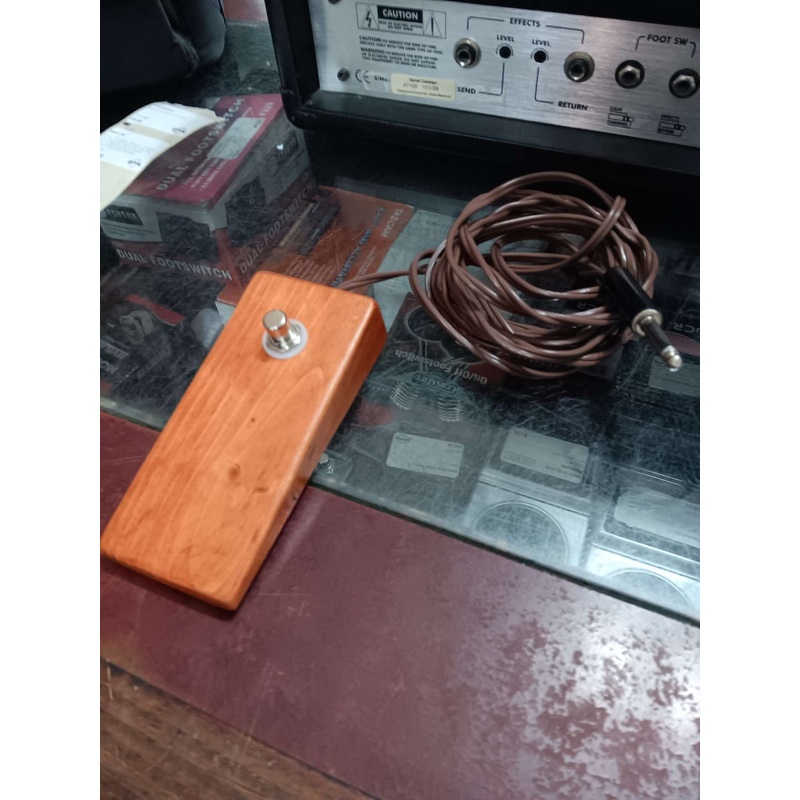 Unbranded – Latching Footswitch