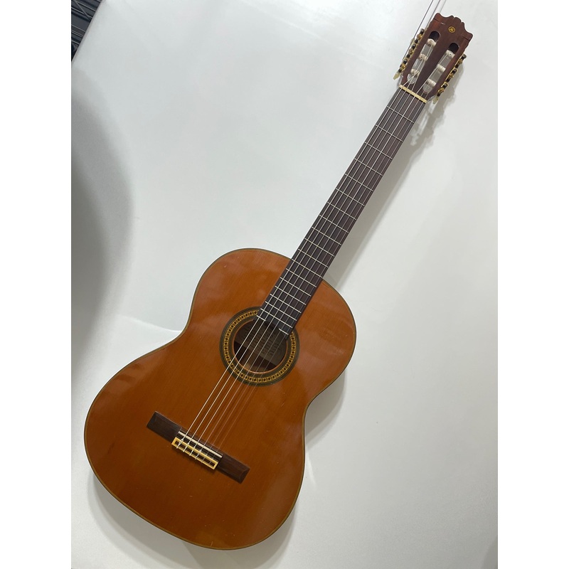 YAMAHA – C-200