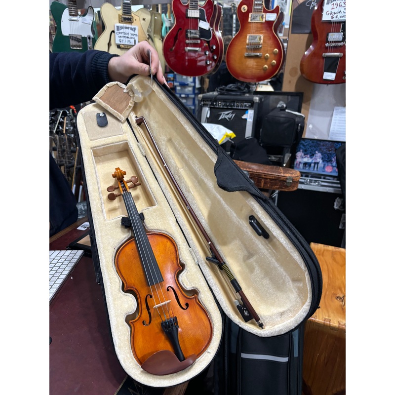 Unbranded – 1/8 Size Violin