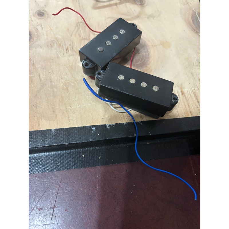 Unbranded – P bass pickup