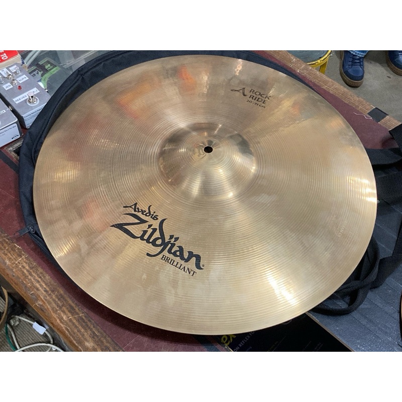 Zildjian – Avedis 20 Rock Ride – Brilliant