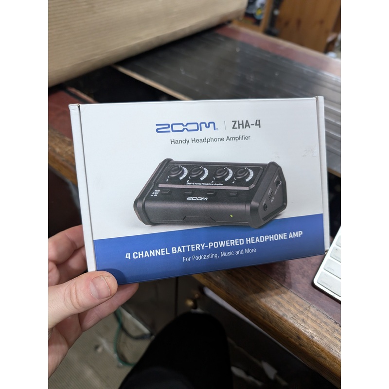 Zoom – ZHA-4