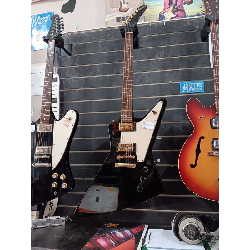 Epiphone – Explorer