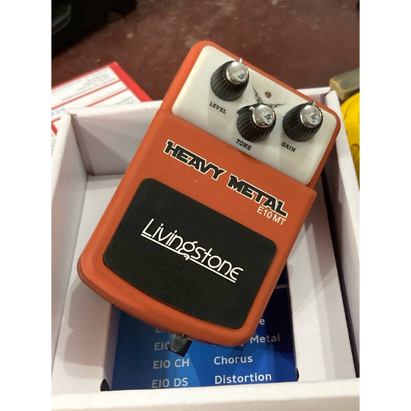 Livingston – Heavy Metal